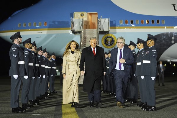 恒富配资 硅谷巨头携大单随特朗普访英：投资超300亿英镑，打造英版星门