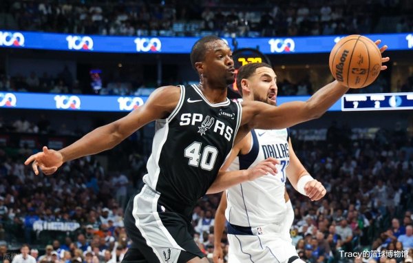 亚投金融 简直非人类! 状元对决, 文班亚马40+15+3完爆弗拉格, 浓眉狂喷裁判